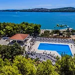 Hotel Medena 4*