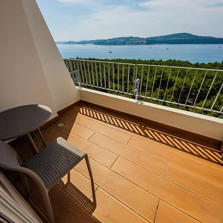Hotel Medena 4*