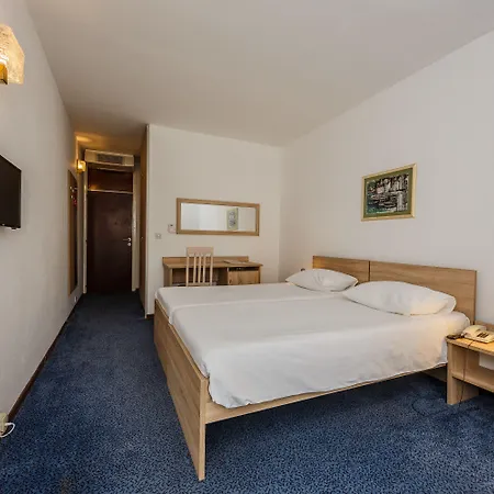 Medena Hotel Seget Donji