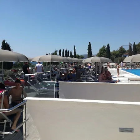 Medena سيغيت دونيي