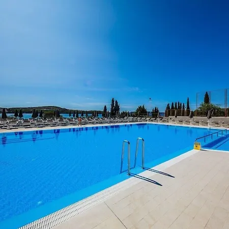 Medena Готель 4*