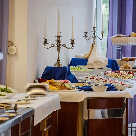 Hotel Medena
