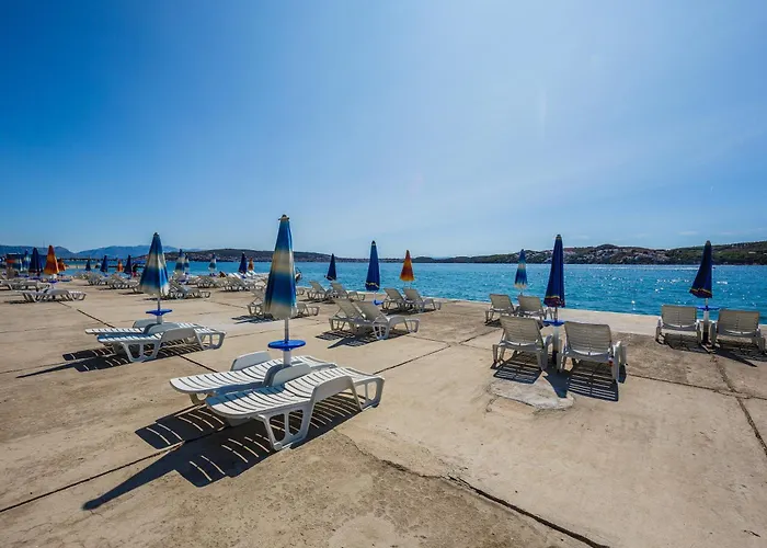 Medena 4* Donji Seget