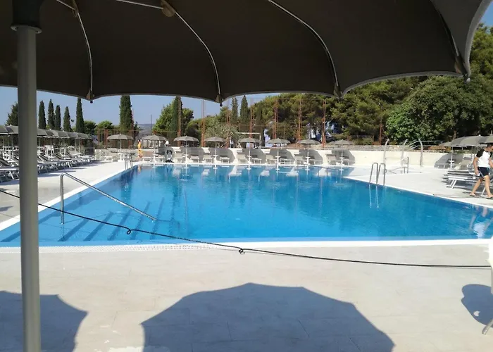 Medena 4* Donji Seget