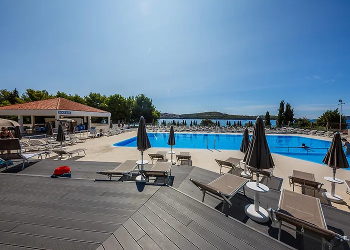 Medena 4* Donji Seget