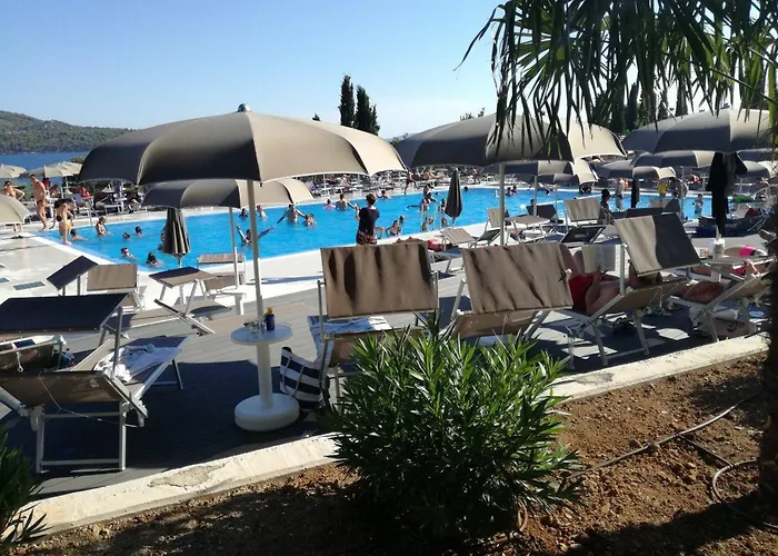 Hotel Medena